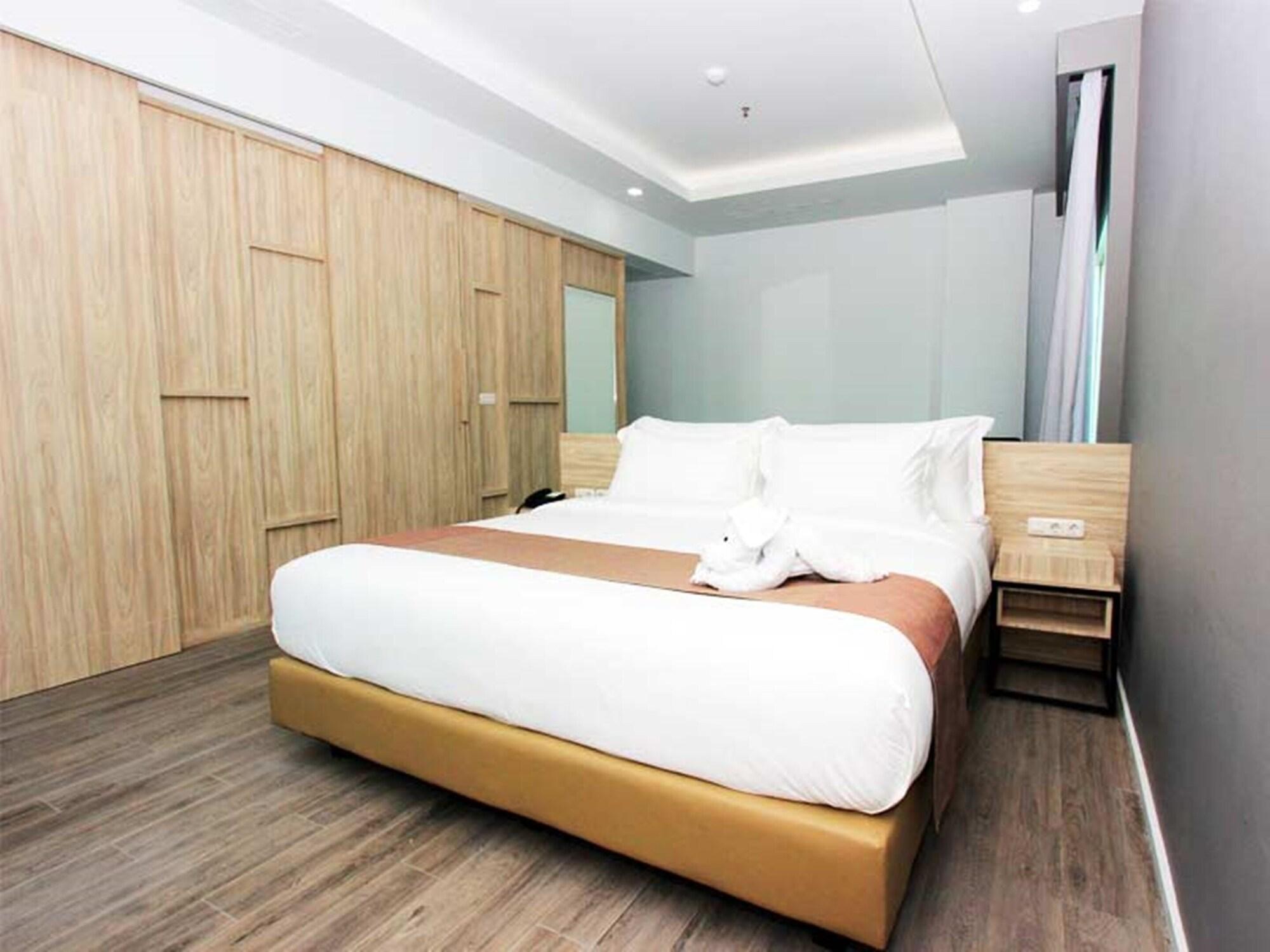 Sparks Life Jakarta, Artotel Curated Exterior photo